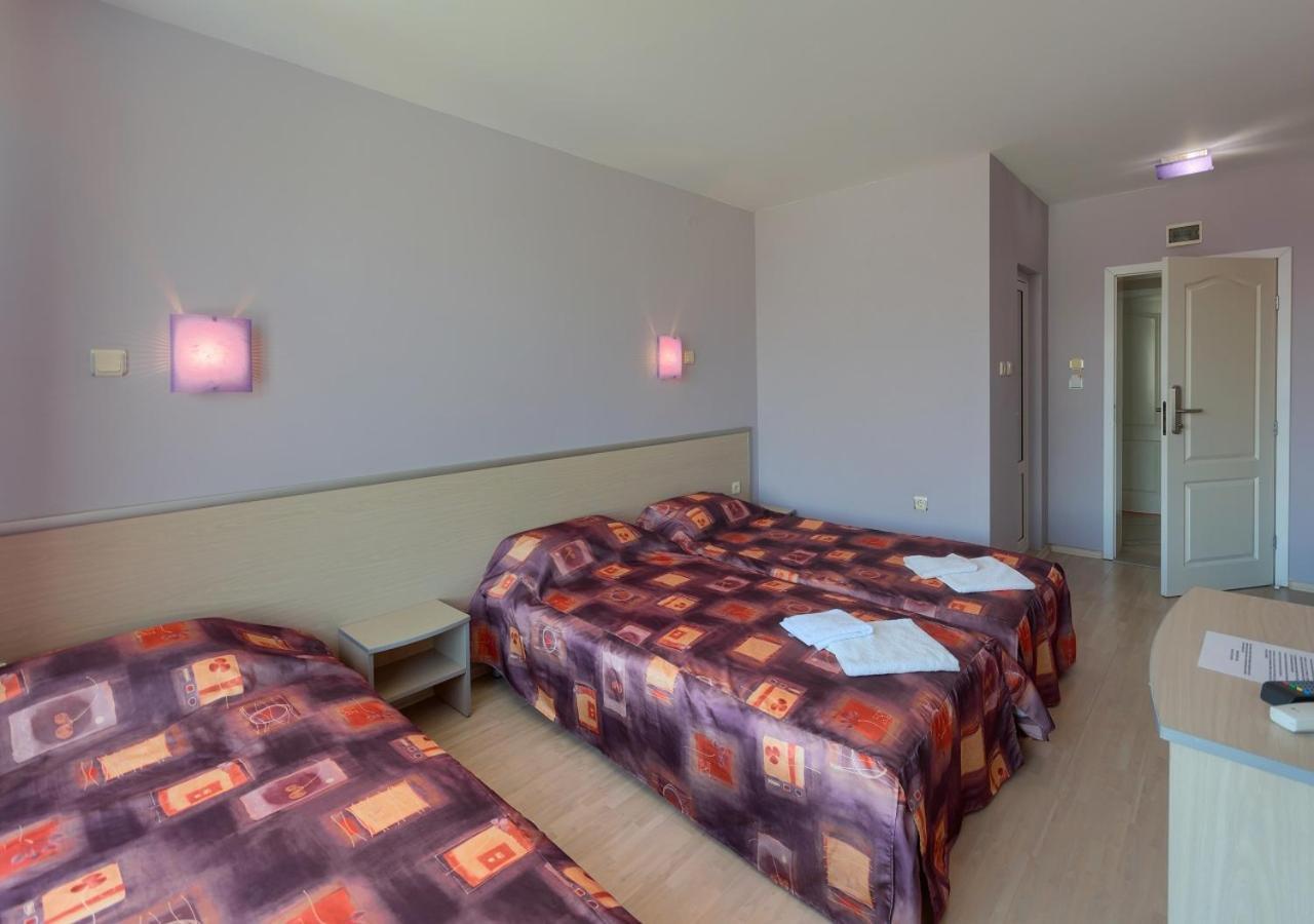 Hotel Fantastiko Ravda Eksteriør billede