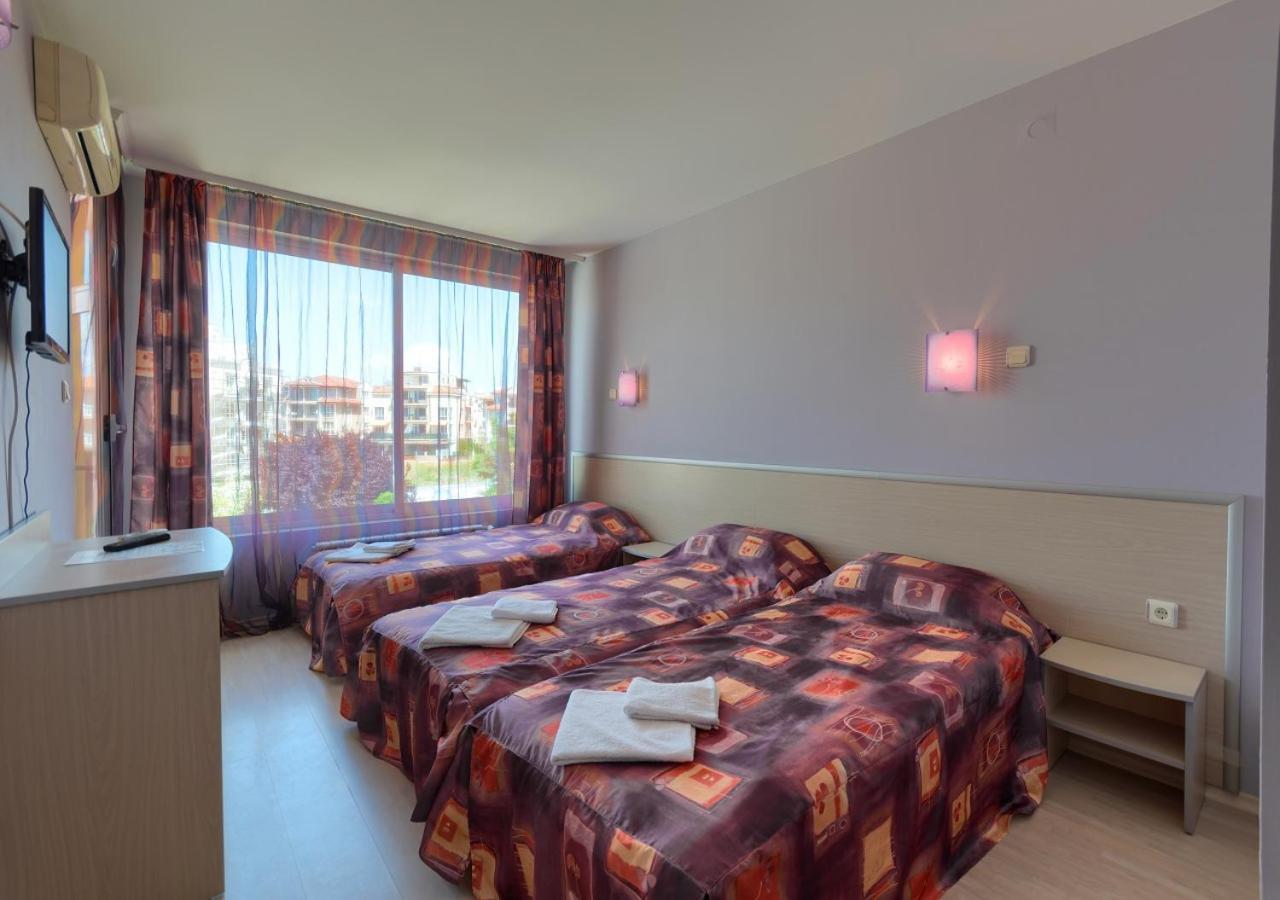 Hotel Fantastiko Ravda Eksteriør billede