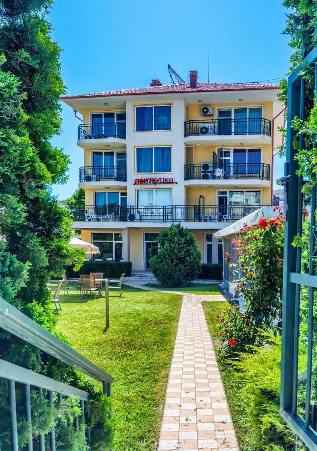 Hotel Fantastiko Ravda Eksteriør billede