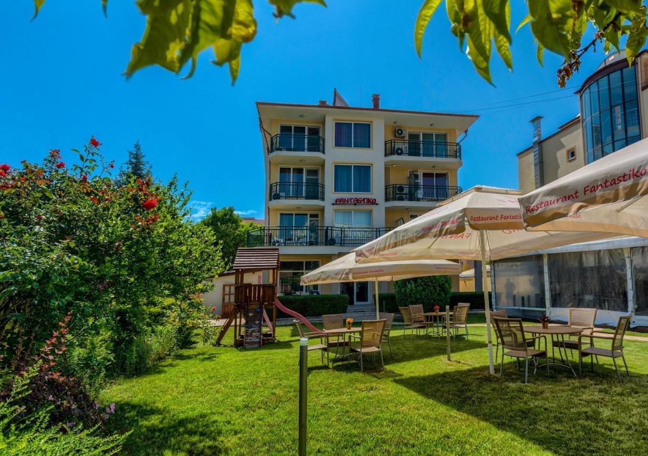 Hotel Fantastiko Ravda Eksteriør billede